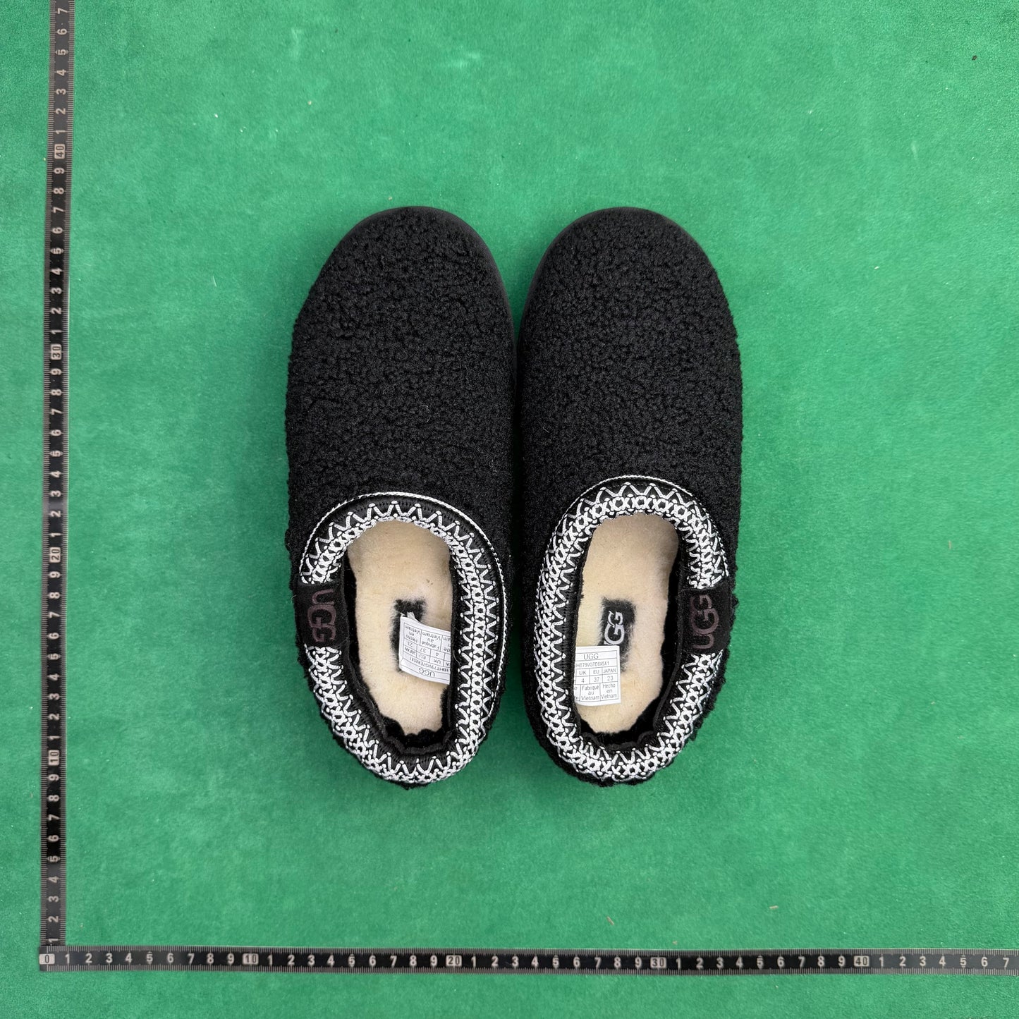 TT UGG