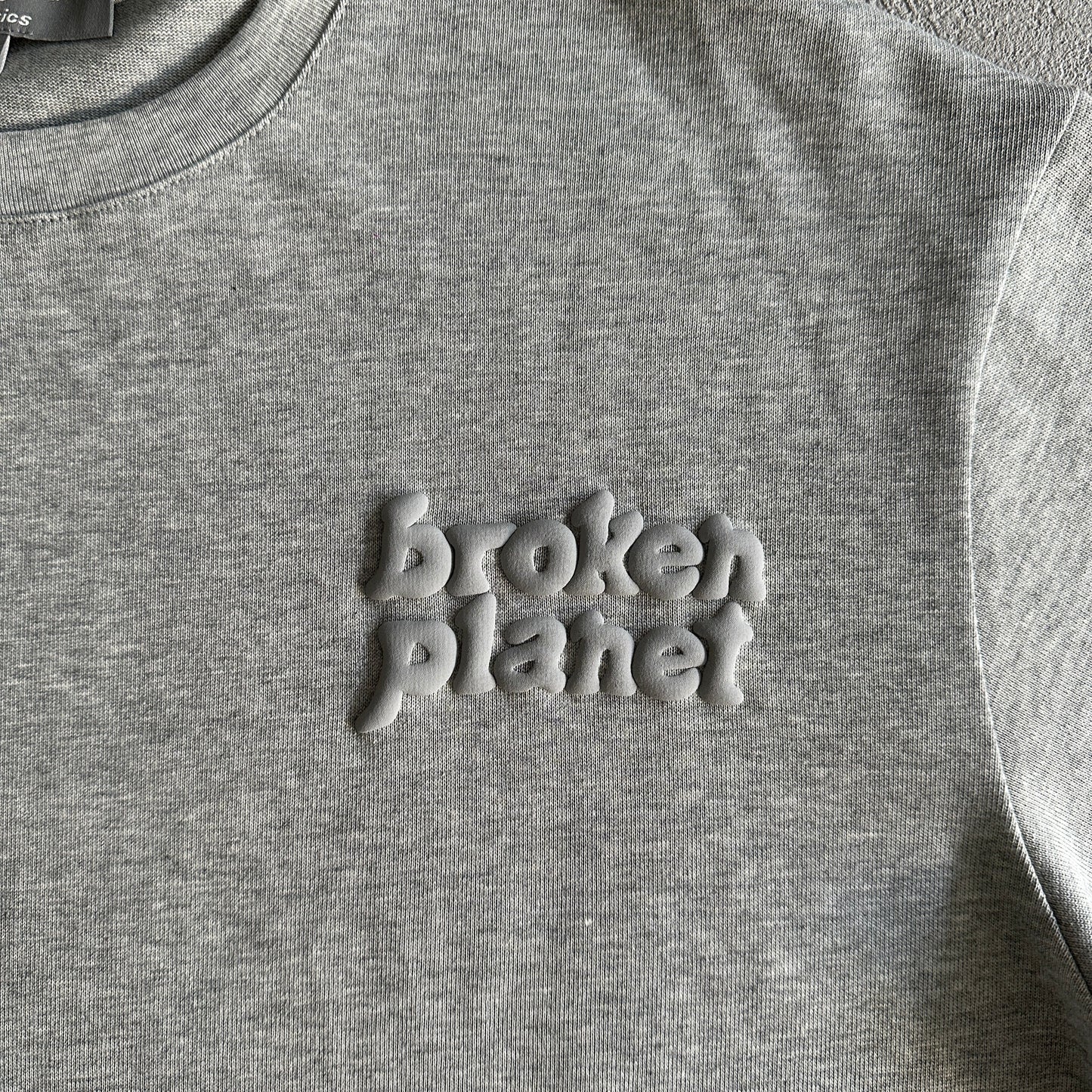 bpm Basic floral gray short sleeves