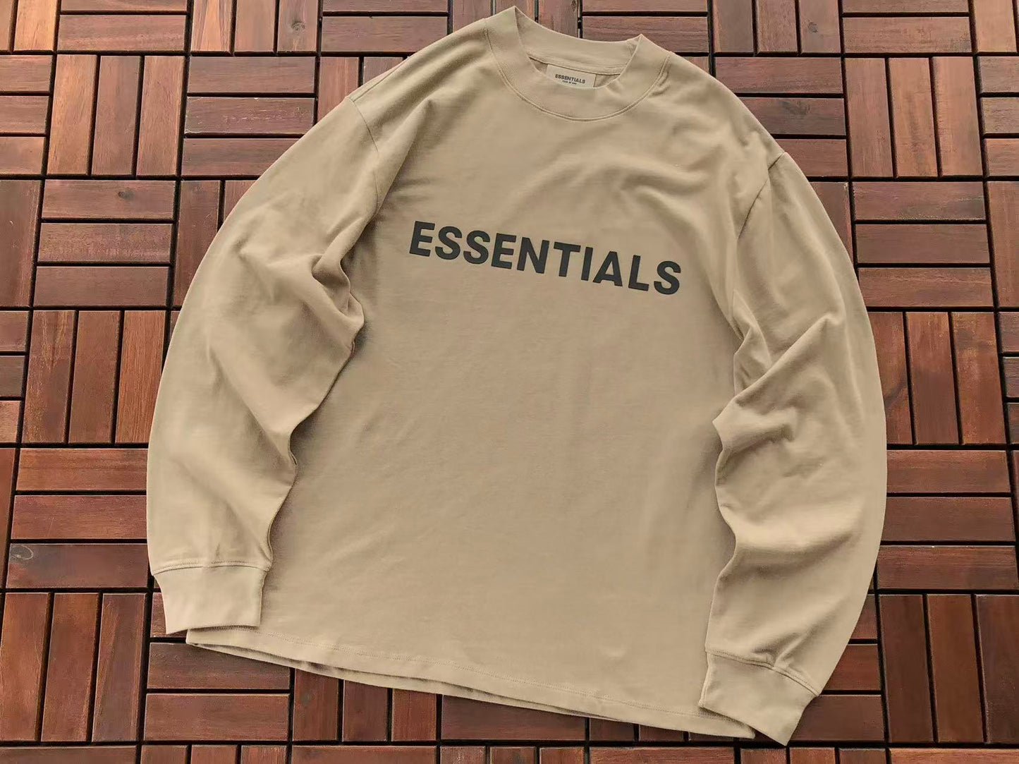 Conjuntos Essentials