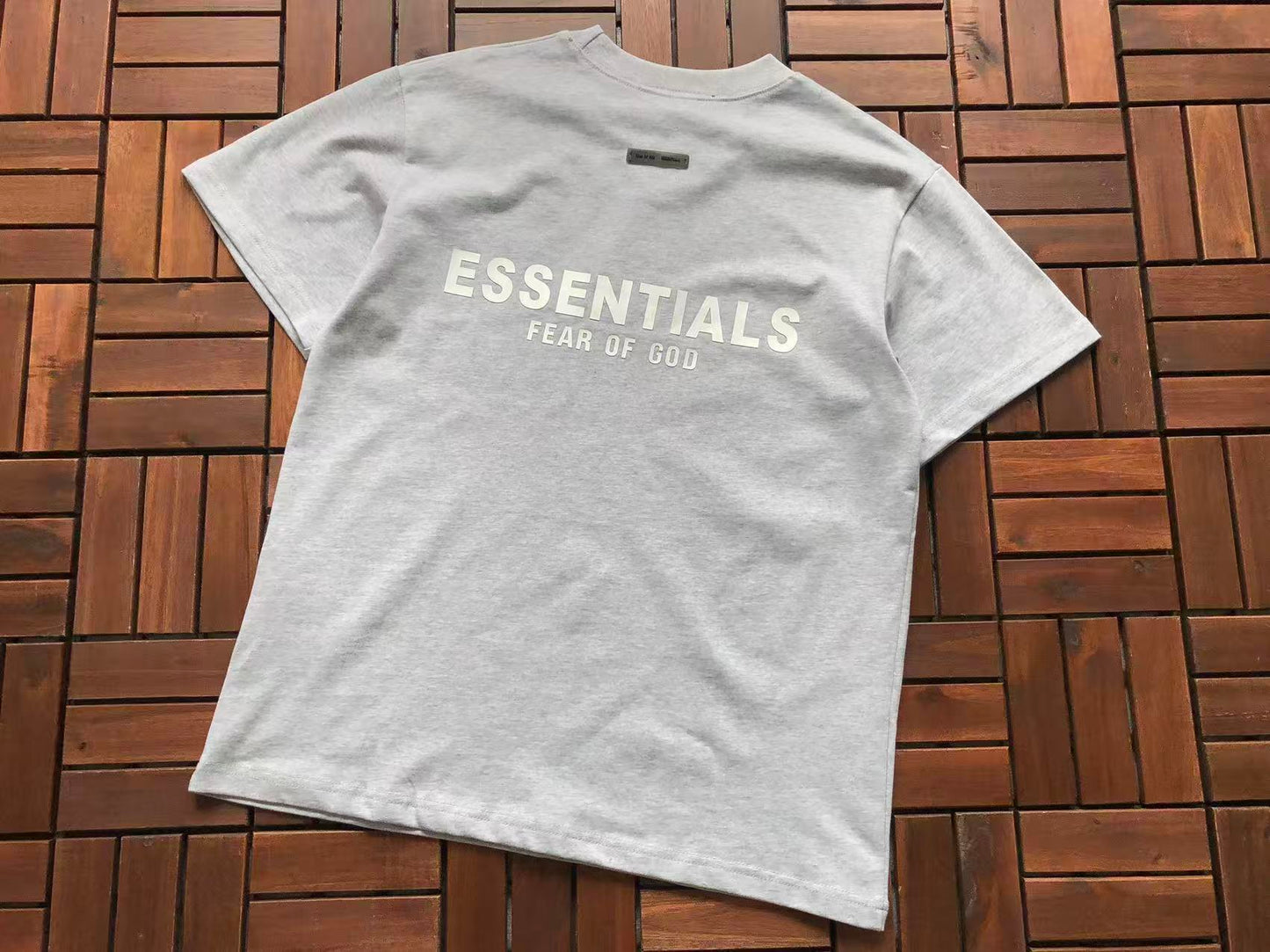 T-Shirts ESSENT