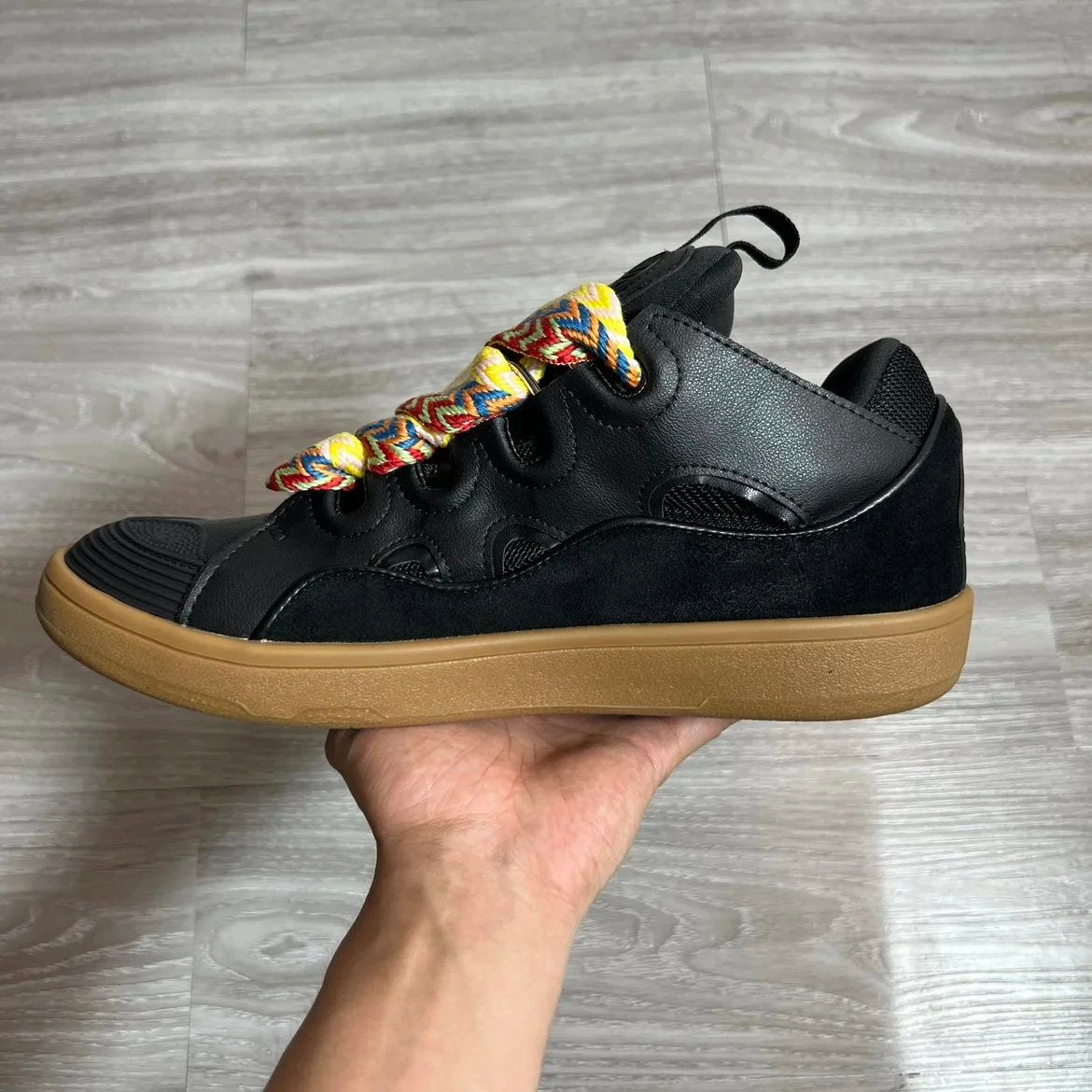 Curb Black