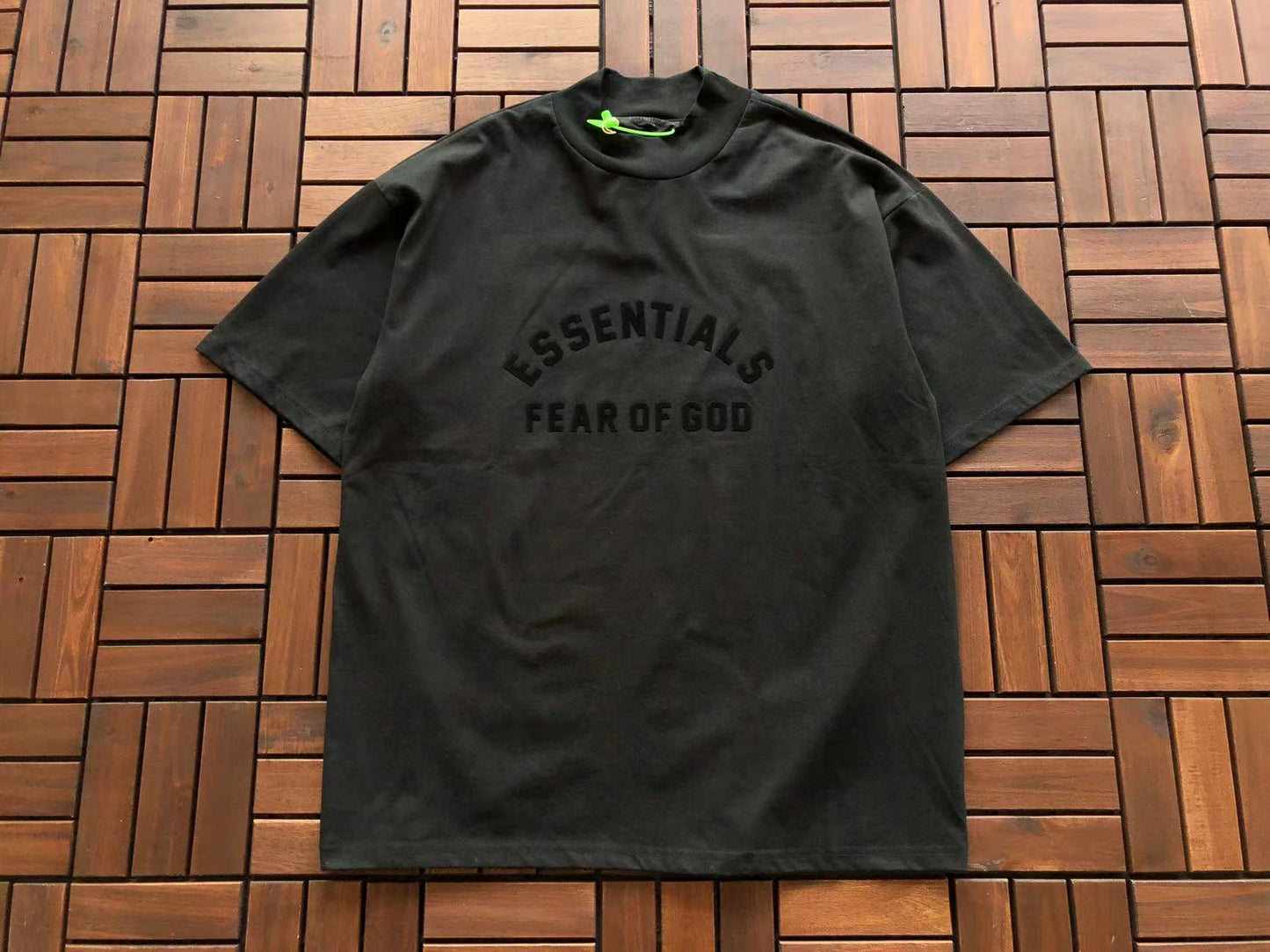 T-Shirts ESSENT