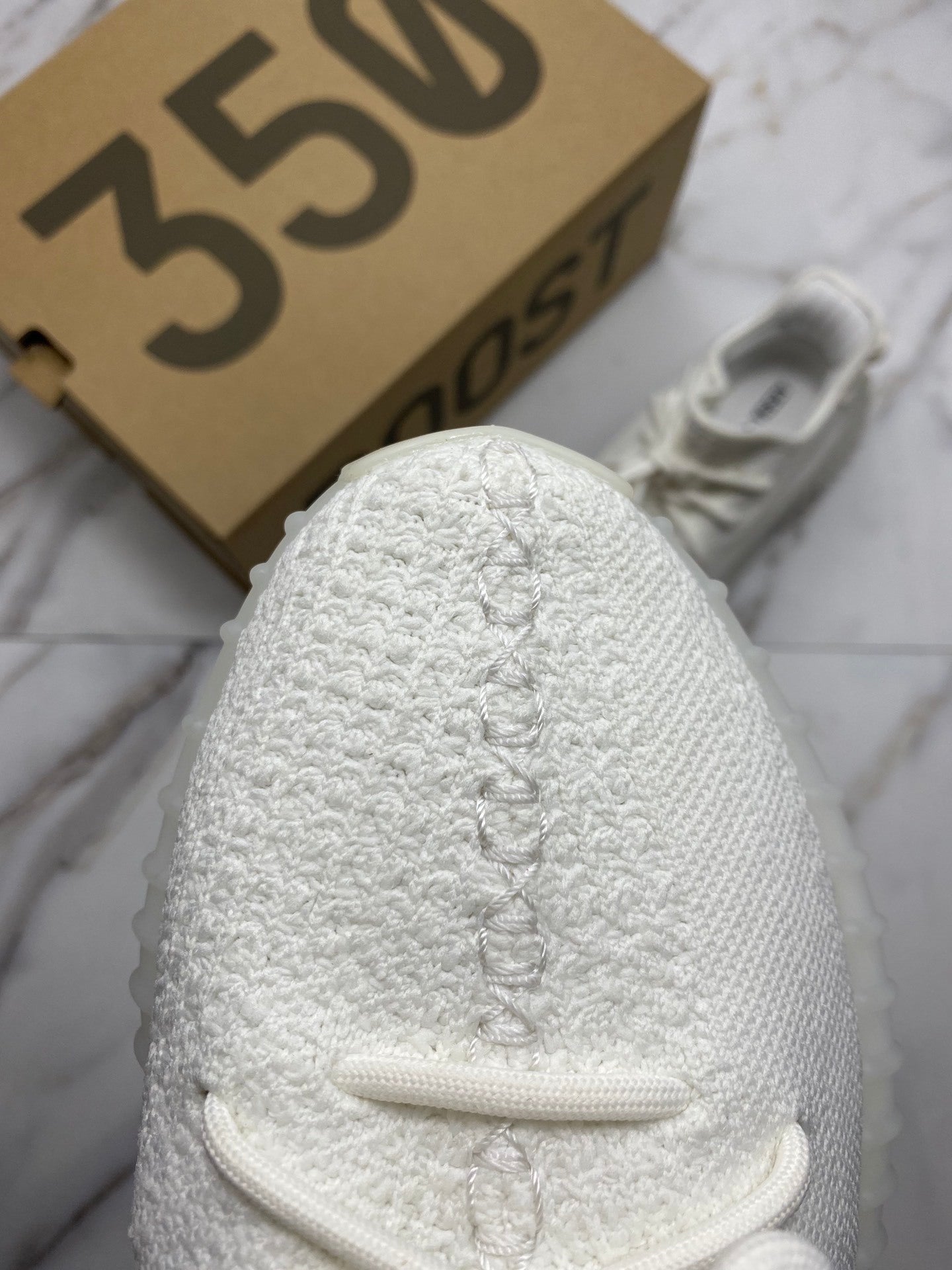 Boost 350 Triple white