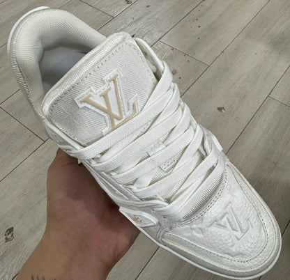 Trainer White