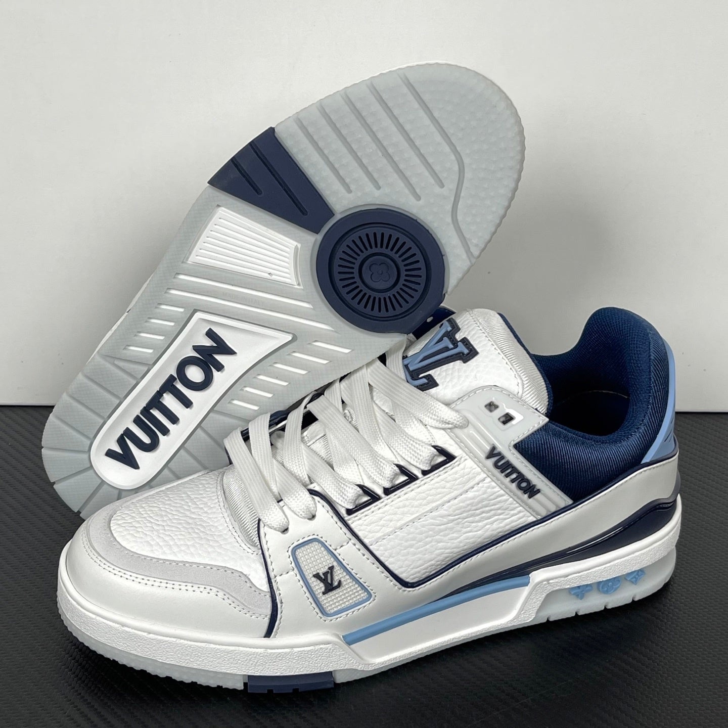 Trainer White and Dark Blue