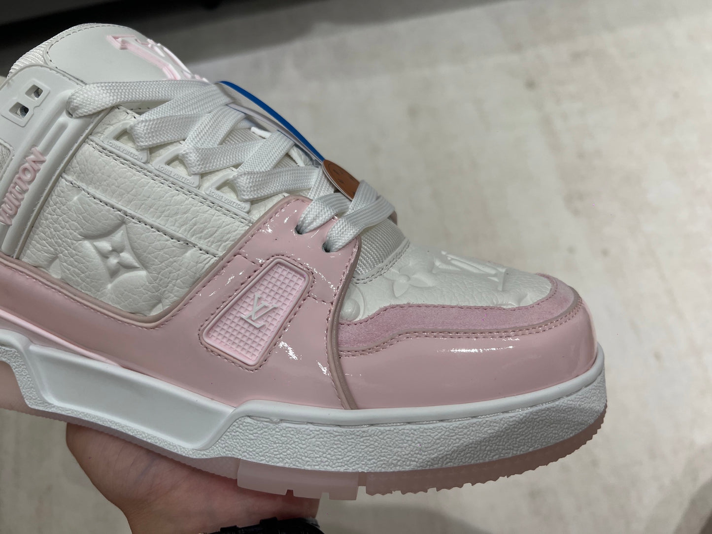 Trainer White and Pink