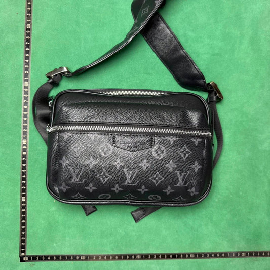 Small Bag LV