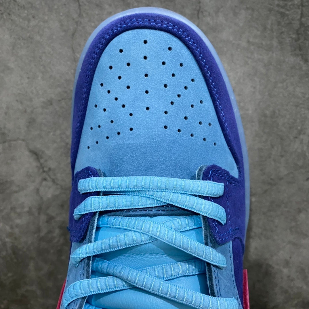 Dunk SB Run The Jewels