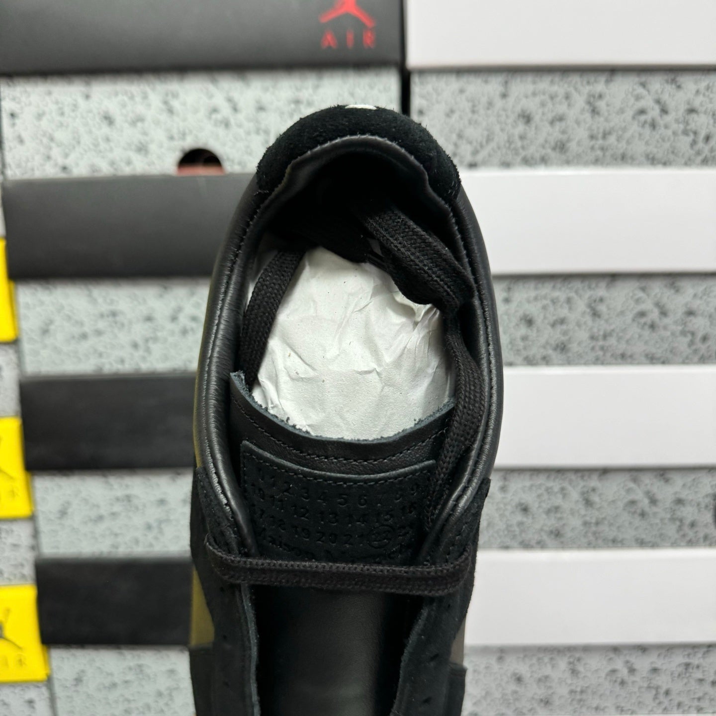 Maison Pure Black