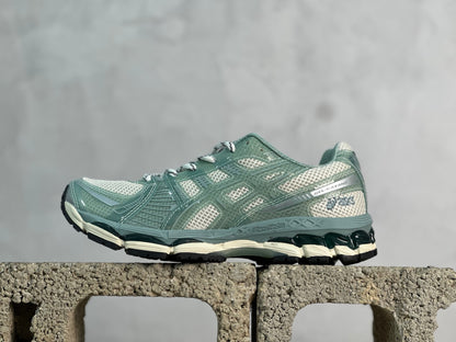 GEL-Kayano 12.1