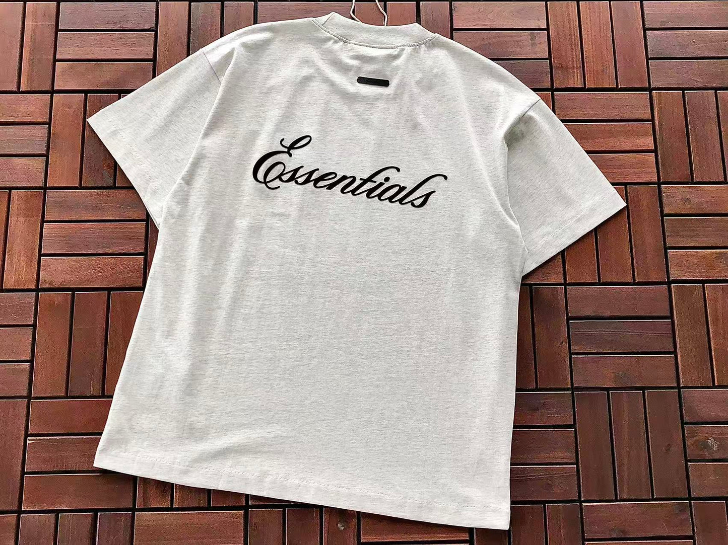 T-Shirts ESSENT