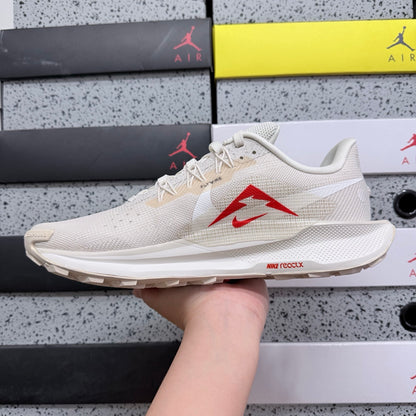 Pegasus Trail 5 Phantom/Picante Red