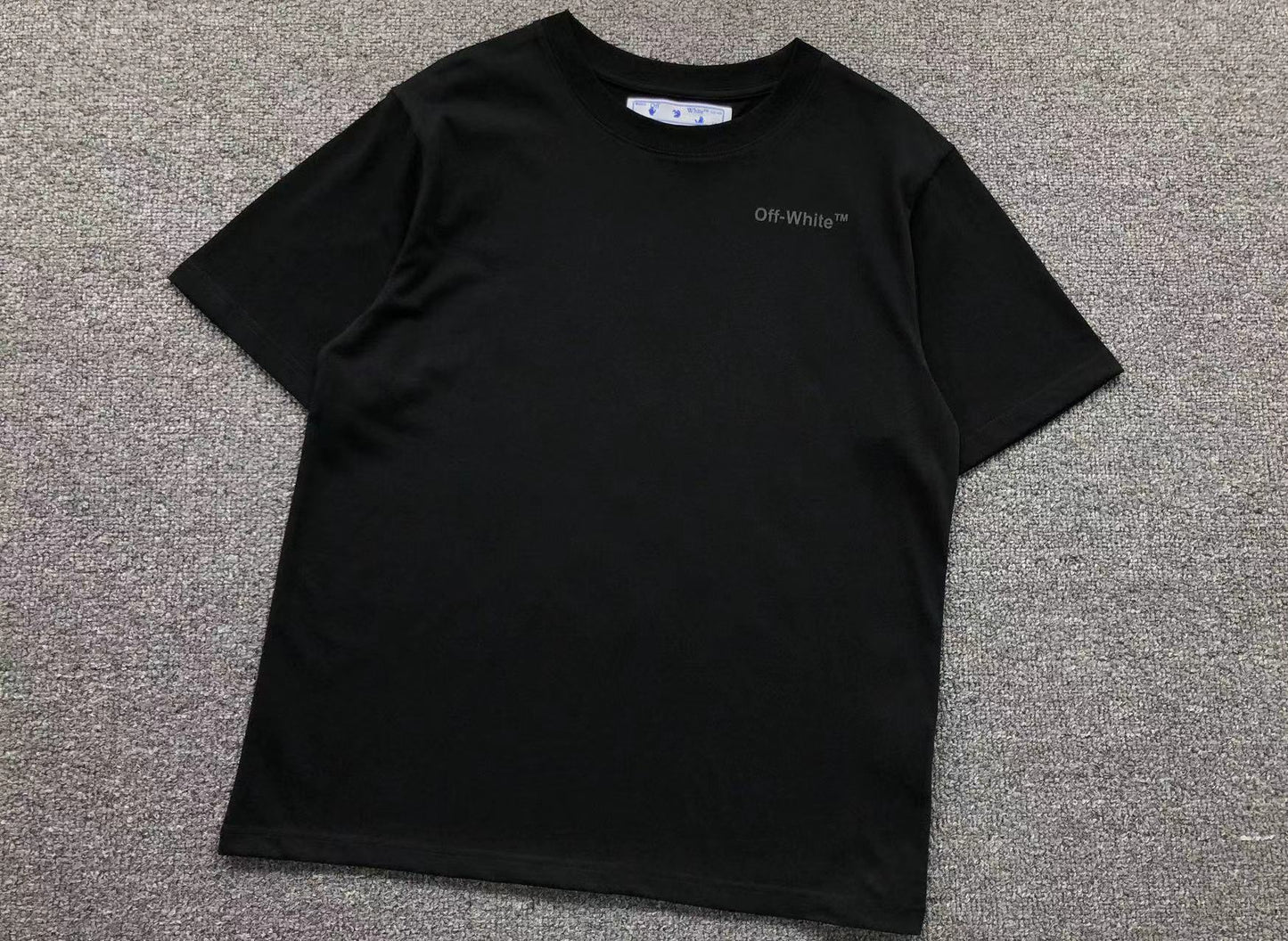 T-shirt Off