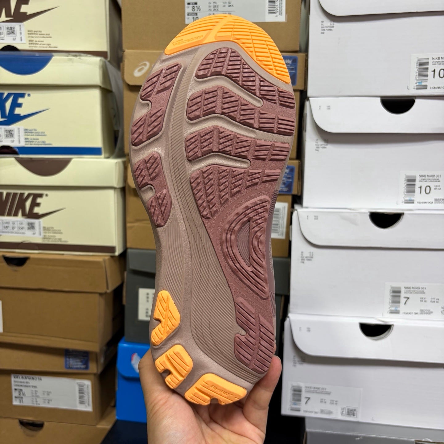 GEL-KAYANO 32 Beige/White