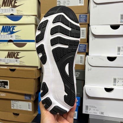 GEL-KAYANO 32 Black/White