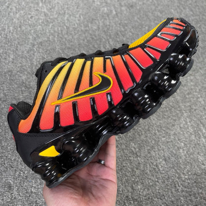 Aware Shox TL Black Fire