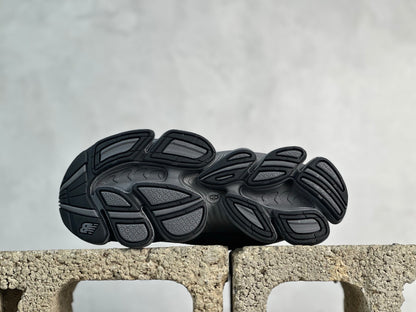 2000 Black