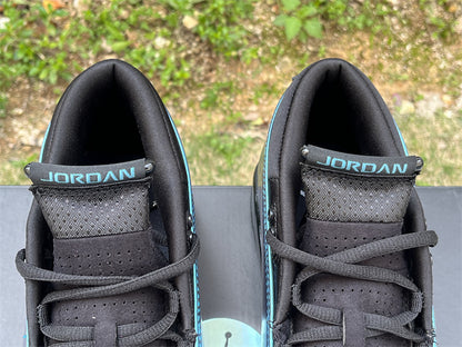 AJ14 Low Love Letter