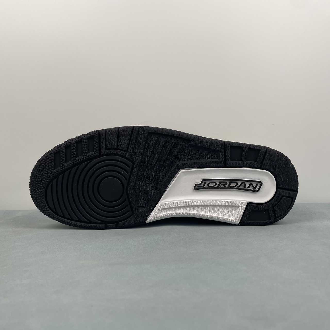 Legacy 312 Black Sail University Red