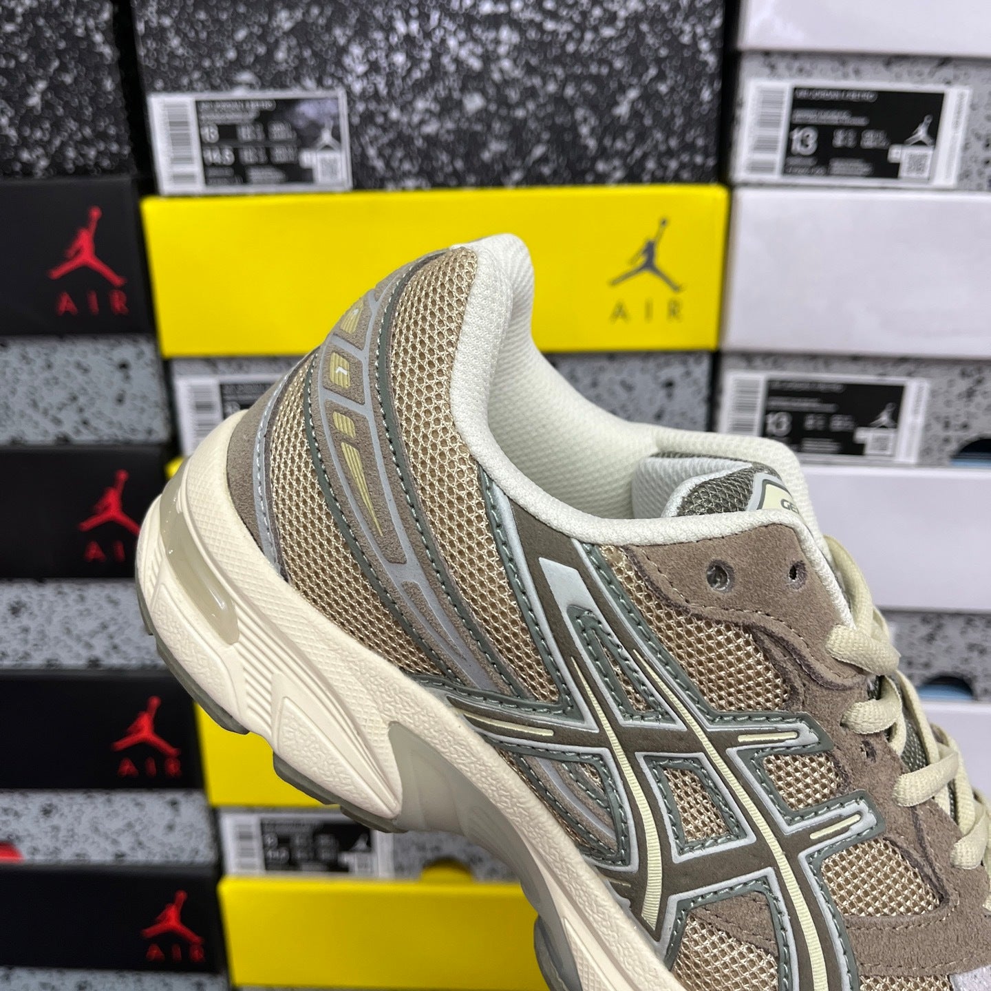 Gel-1130 Crepe/Mink
