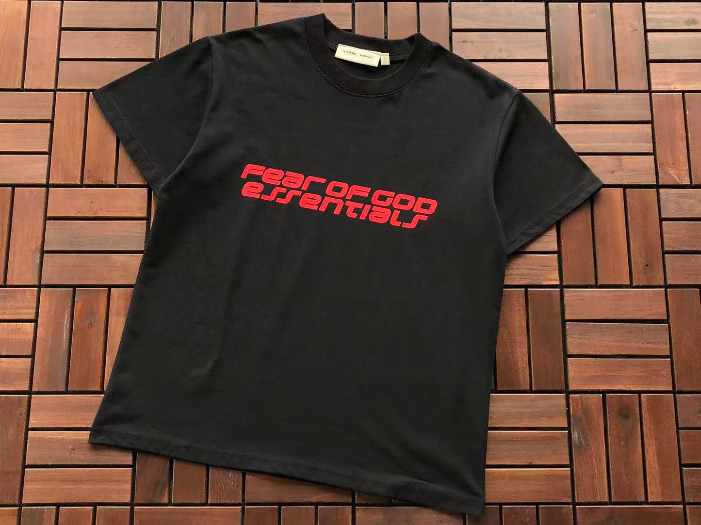 T-Shirts ESSENT