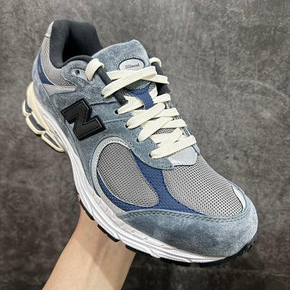2002 Grey Blue Black