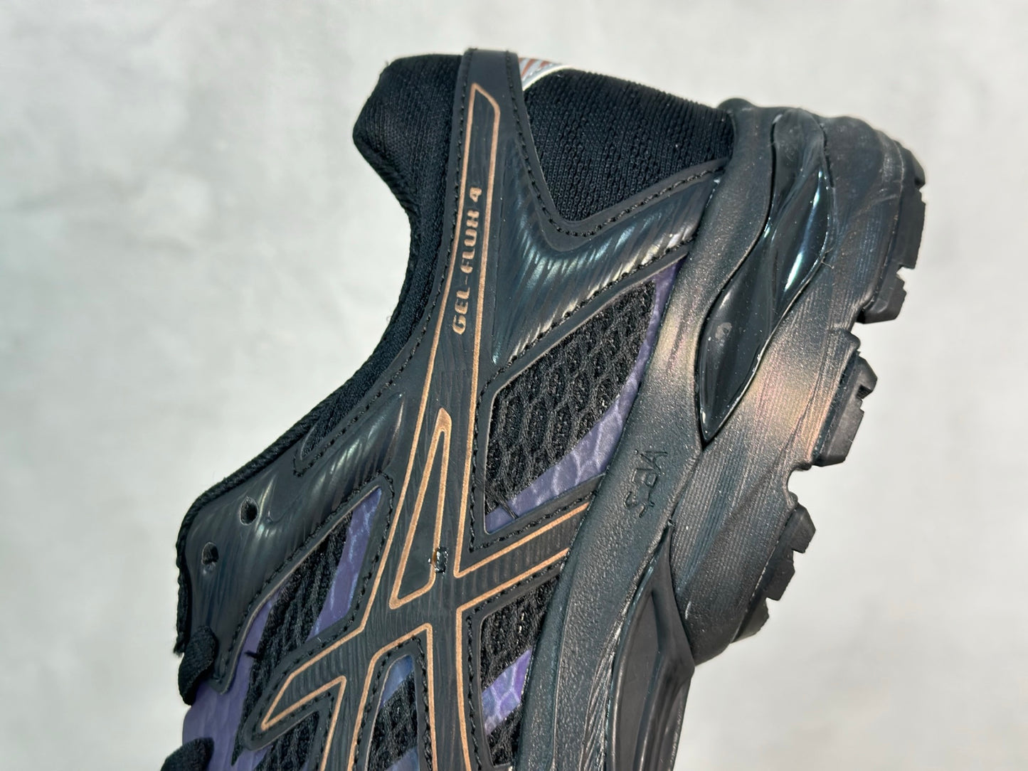 GEL-FLUX 4 Black