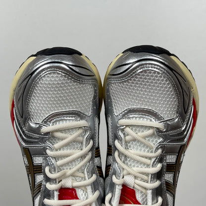 Kayano 14 White / Gold / Red
