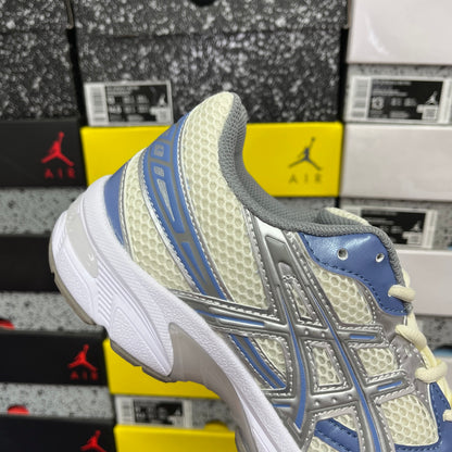Gel-1130 White/Blue