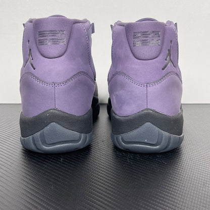 AJ11 Low Purple