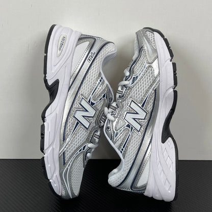 740 White / Silver / Navy