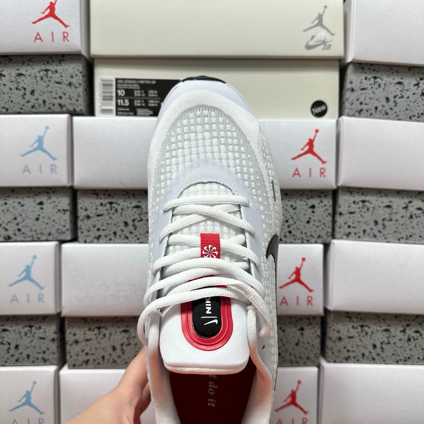 Journey Run Grey/Red