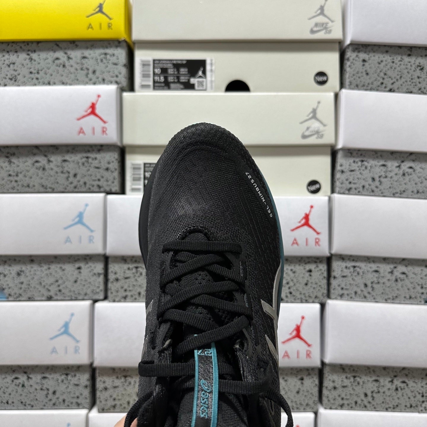 GEL-NIMBUS 27 Black/Clay Grey