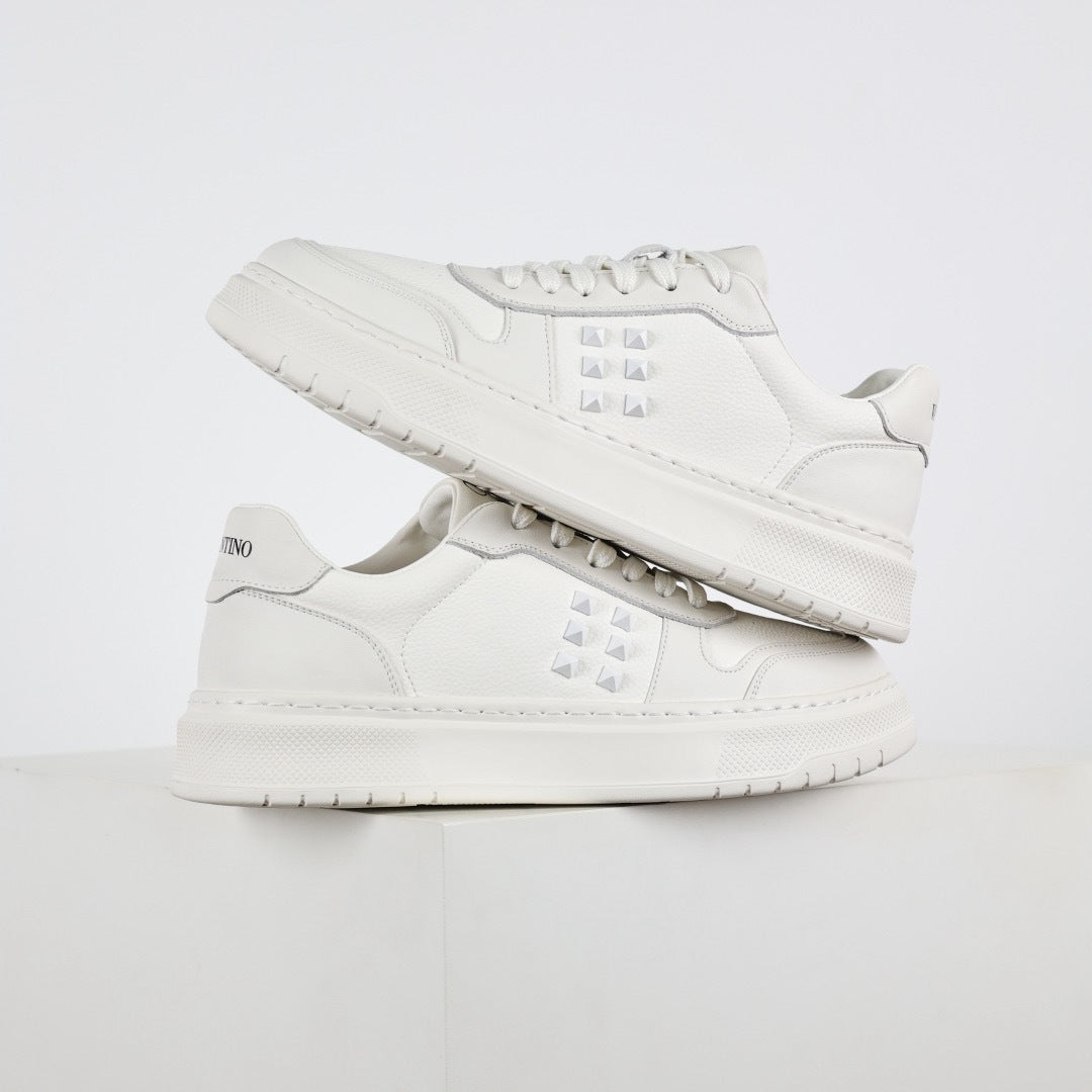 Valentino White