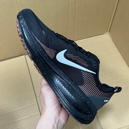 Vomero 18 Black/Brown