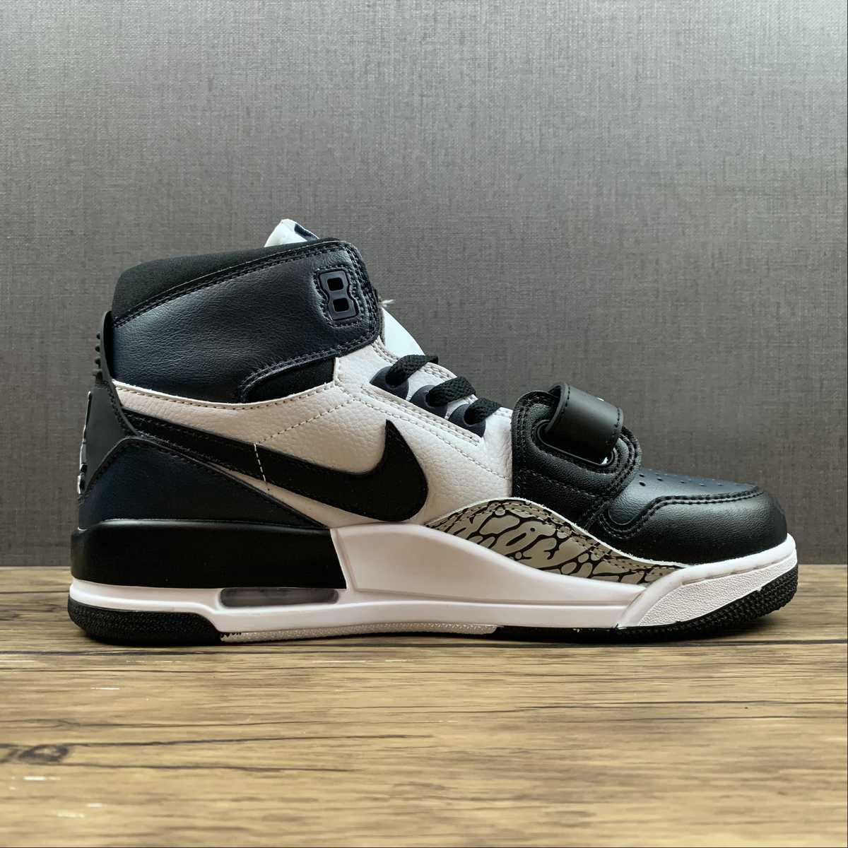 Legacy 312 White Midnight Navy