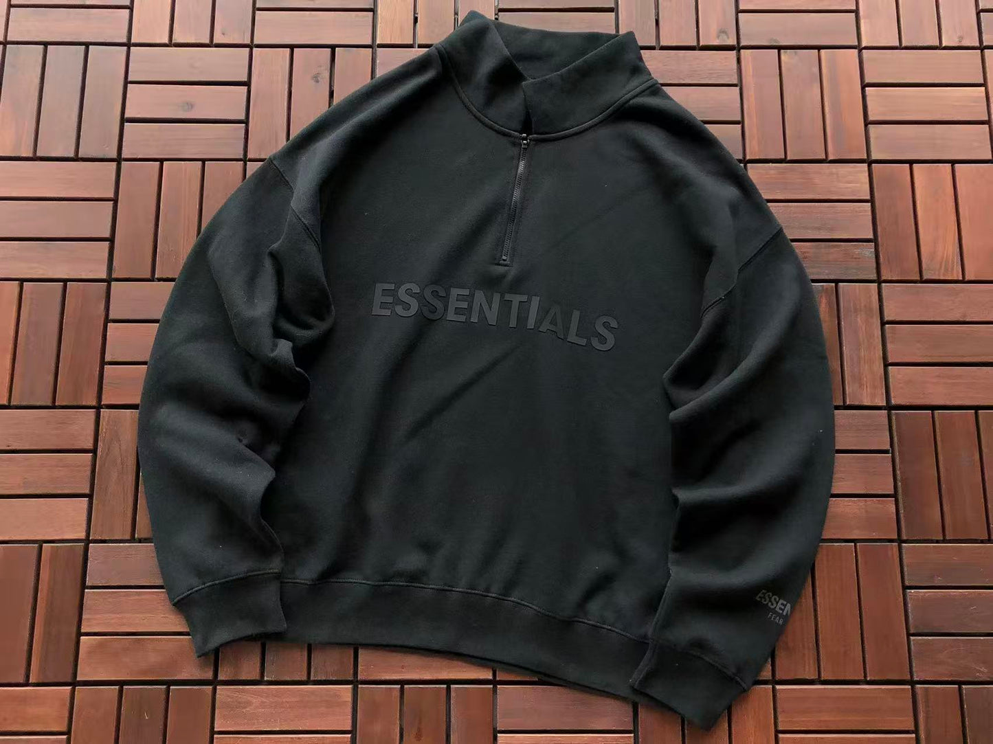 Conjuntos Essentials