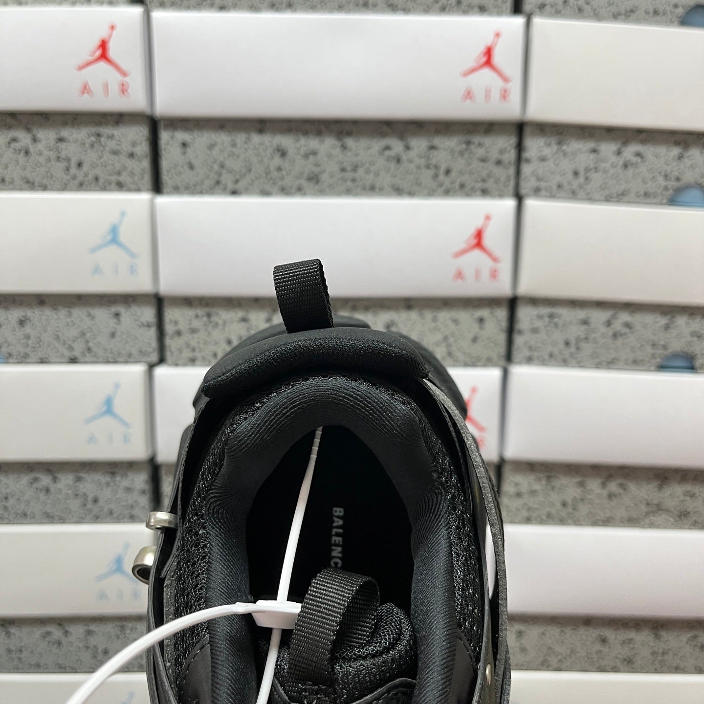 BLG Track Black