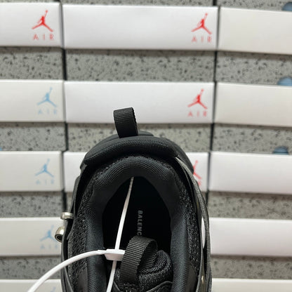 BLG Track Black