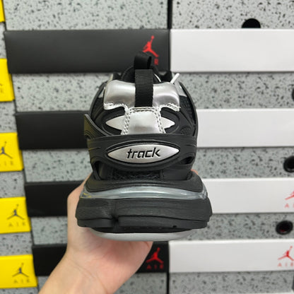BLG Track Black Silver