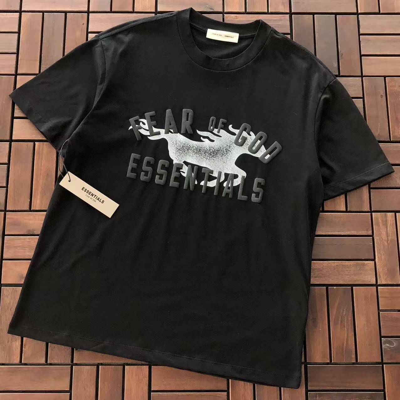 T-Shirt ESSENT