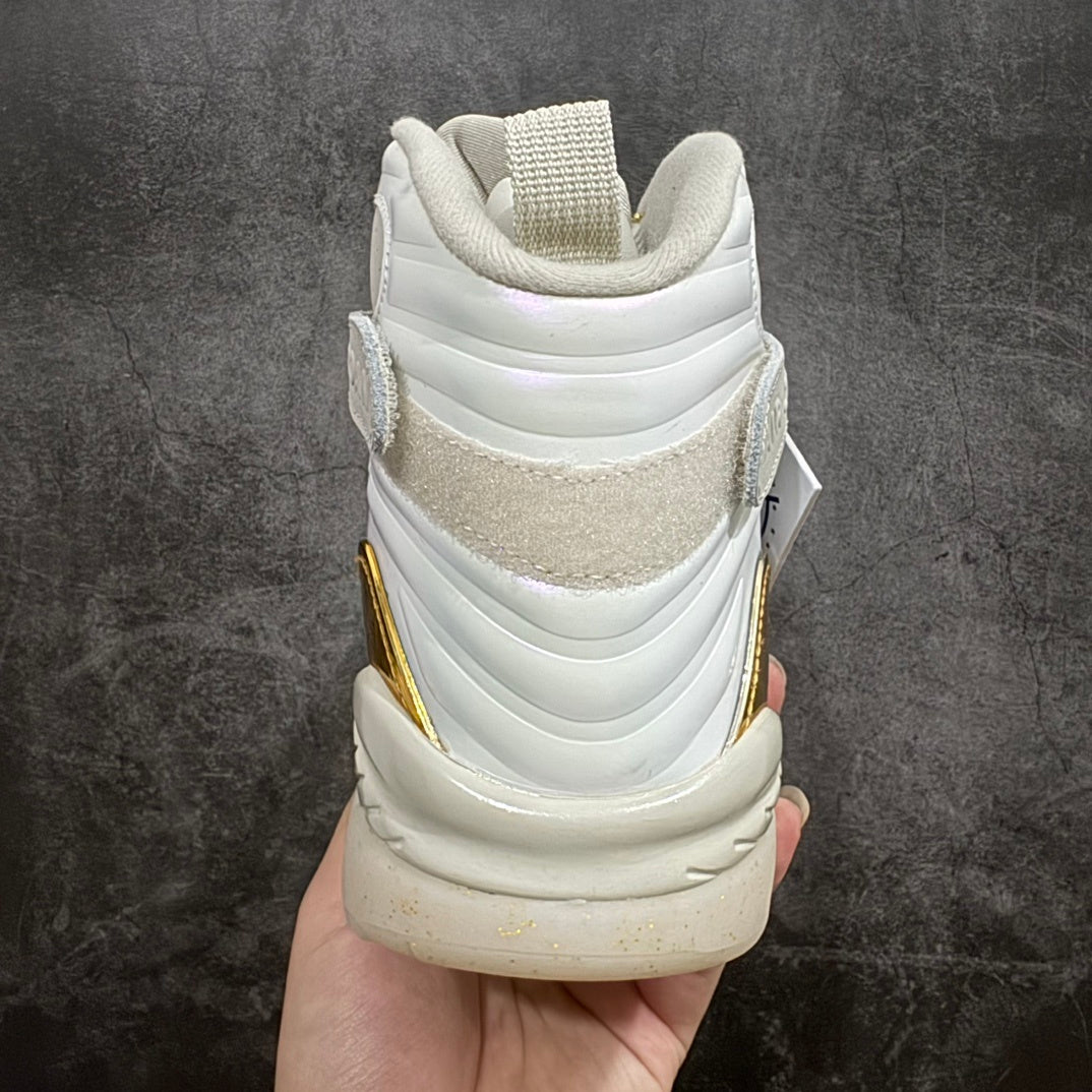 AJ8 Championship Trophy Pack