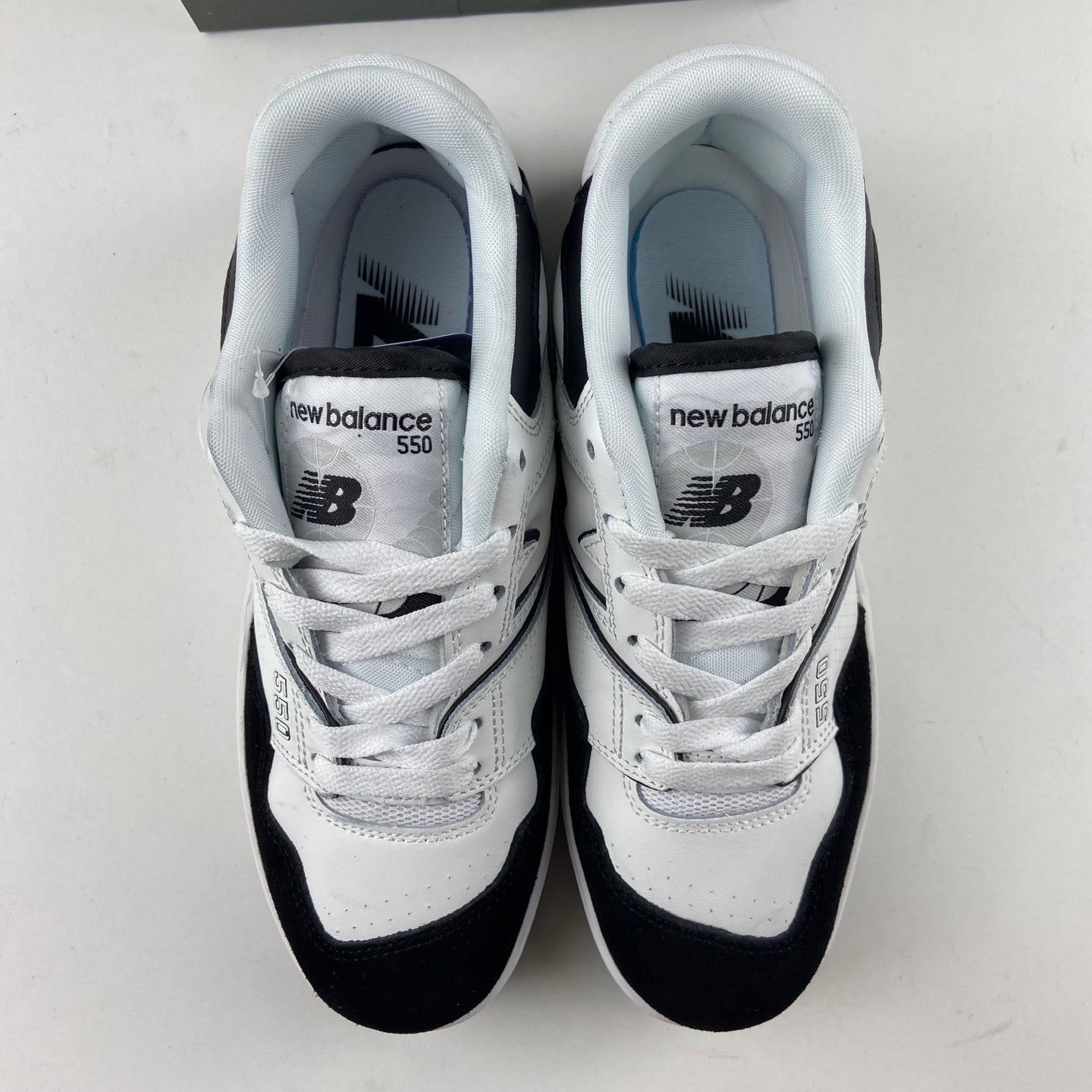 550 White and Black