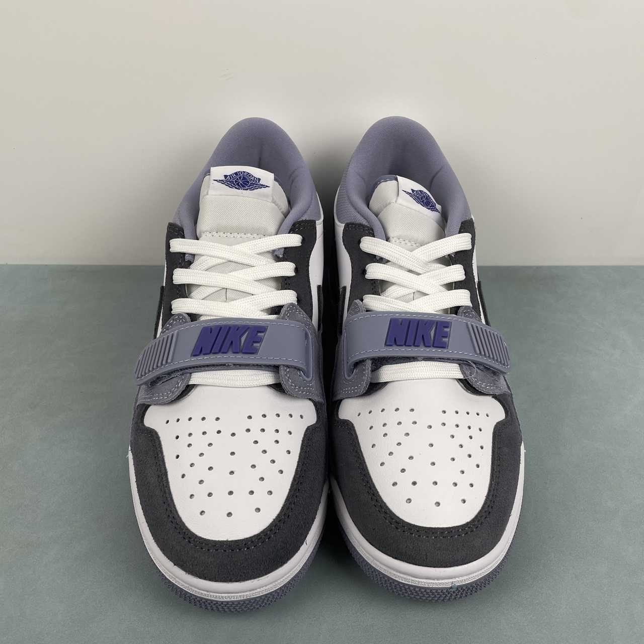 Legacy 312 Light Smoke Grey
