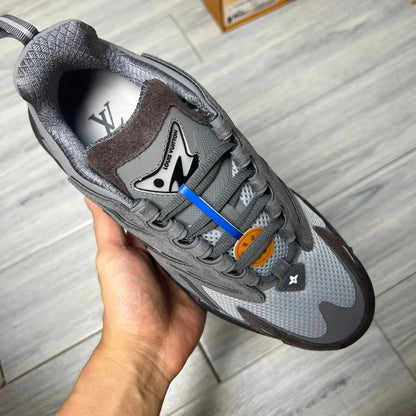 LV Runner Tatic
