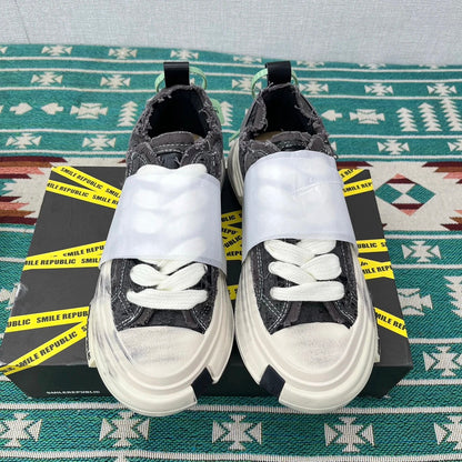 Smile Republic Black