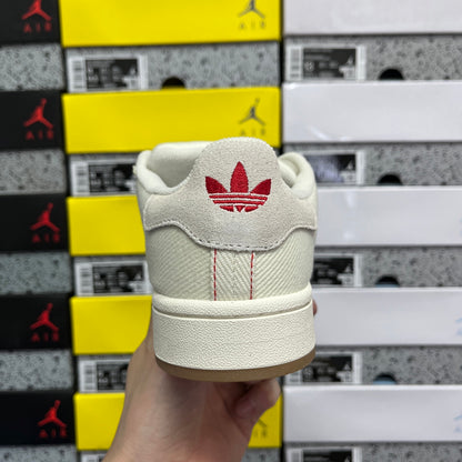 Campus Beige & White