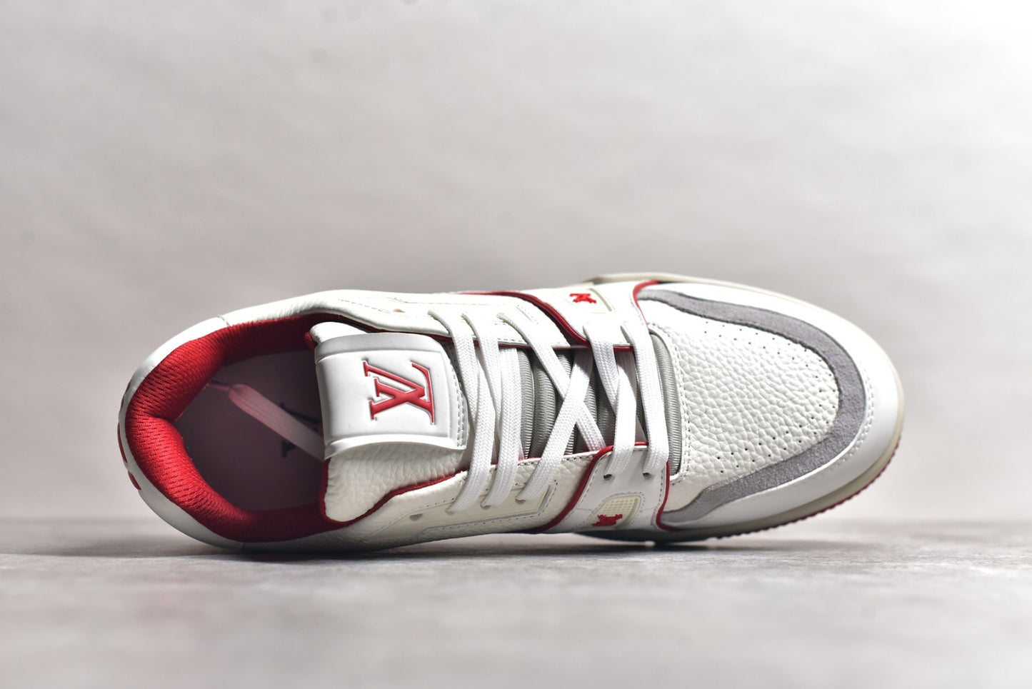 Trainer White and Red