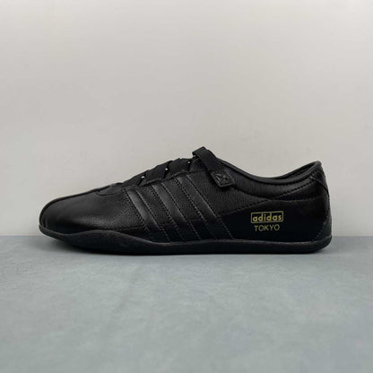 AD TOKYO All Black