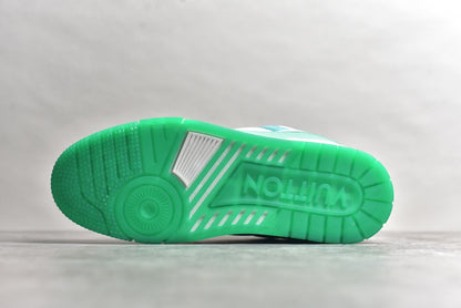 Trainer White and Green